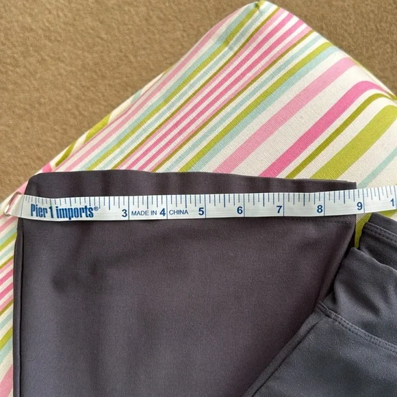 Women’s Nike athletic pants, wide leg gray size small (2-4) - Picture 3 of 7